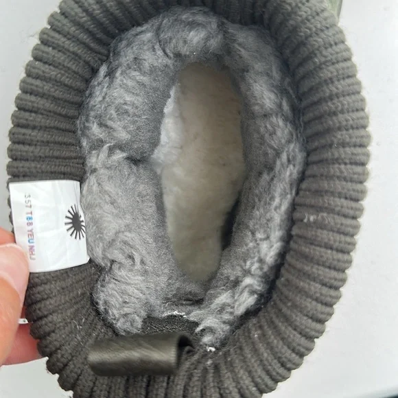 NEW Ugg Classic Mini Platform Felted Boot - Picture 7 of 7